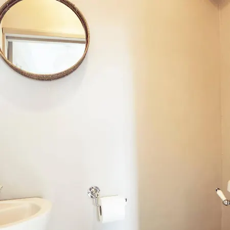 Falcon's End, Luxury House *