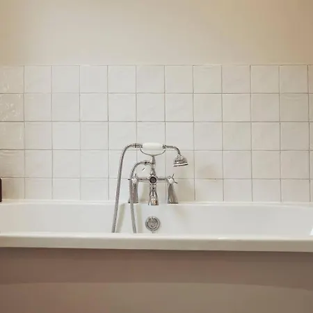 Σπίτι διακοπών Falcon's End, Luxury House *