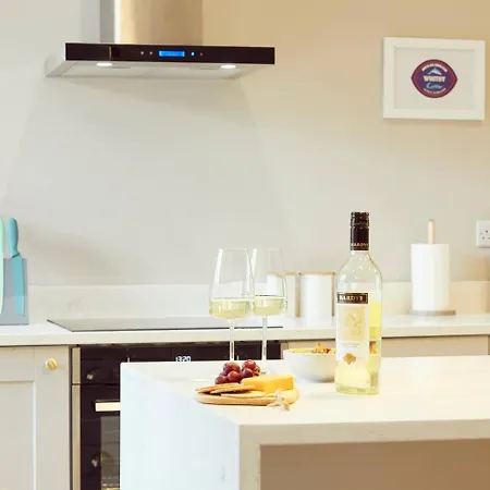 펜션 Falcon's End, Luxury House