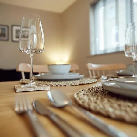 Semesterbostad Falcon's End, Luxury House Whitby